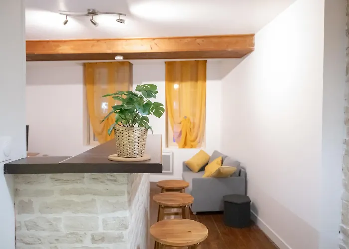 Plein Coeur Historique De - Quartier Anime - Au Pied Des Boutiques, Bars Et Restaurants Apartman Caen